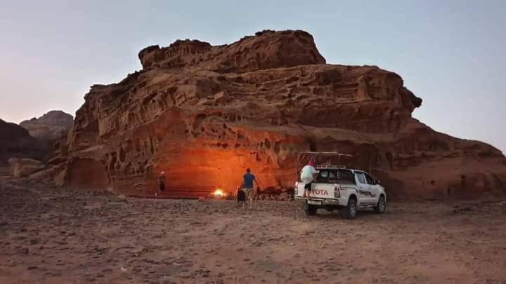 Wadi Rum Desert Heart Camp Ngoại thất bức ảnh