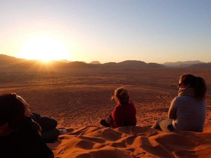 Wadi Rum Desert Heart Camp Ngoại thất bức ảnh